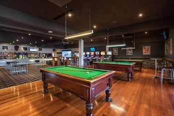 nightcap at sandbelt hotel