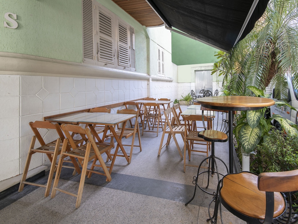 copacabana blue hotel