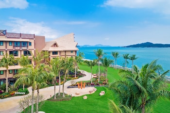 disney explorers lodge