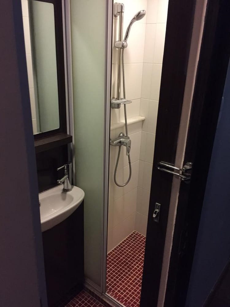 metroplace olympic hotel