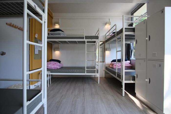hong kong island yha jockey club mt davis youth hostel