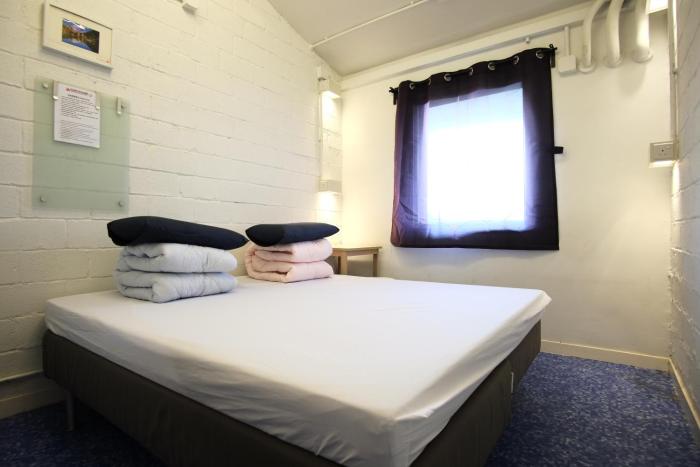hong kong island yha jockey club mt davis youth hostel