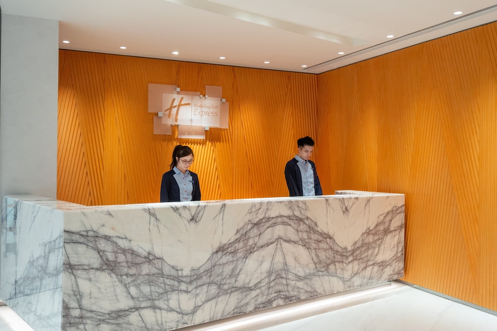 holiday inn express hong kong kowloon cbd2 an ihg hotel