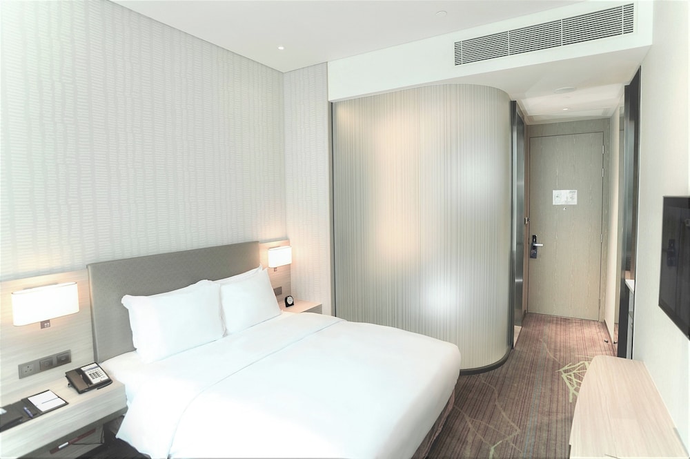holiday inn express hong kong kowloon cbd2 an ihg hotel