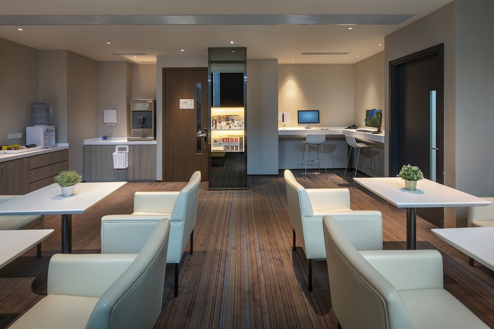 holiday inn express hong kong kowloon cbd2 an ihg hotel
