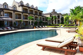 sunset reef resort and spa