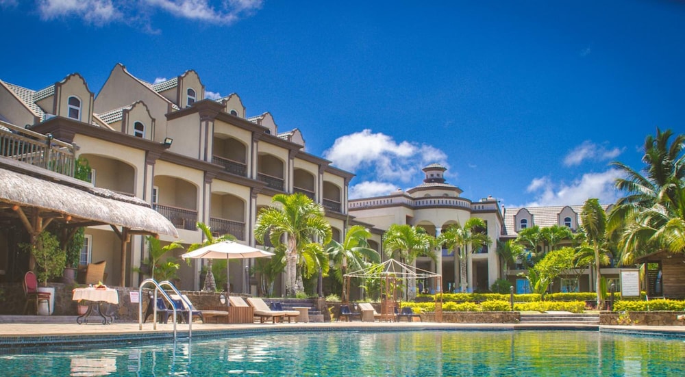 sunset reef resort and spa