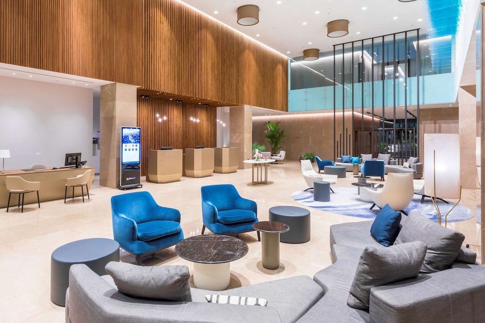 radisson blu hotel larnaca