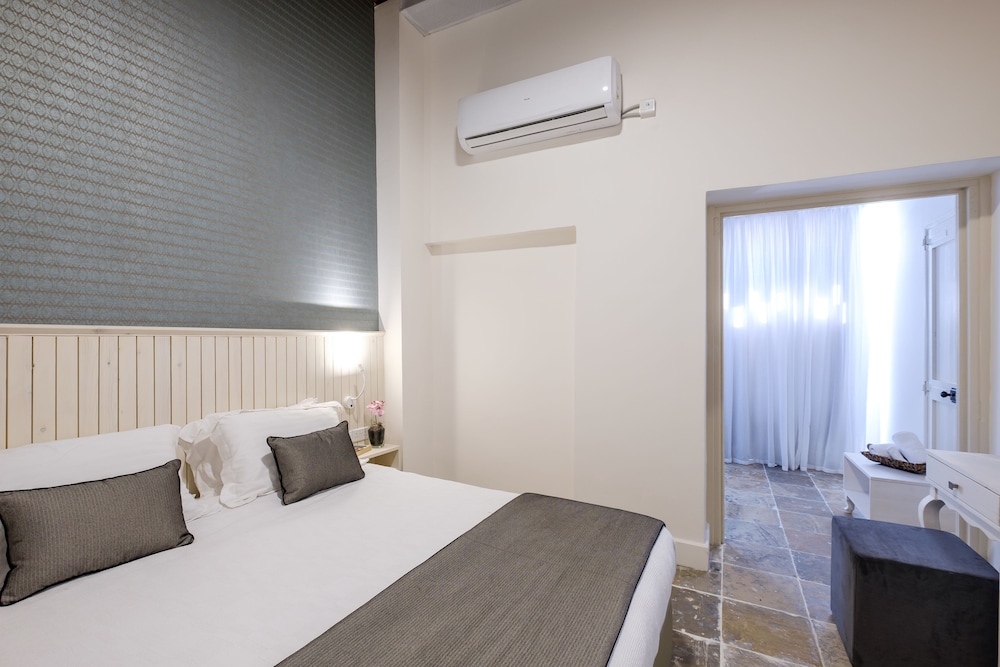 la maltese boutique limassol
