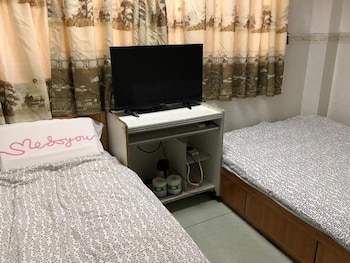 south and north house