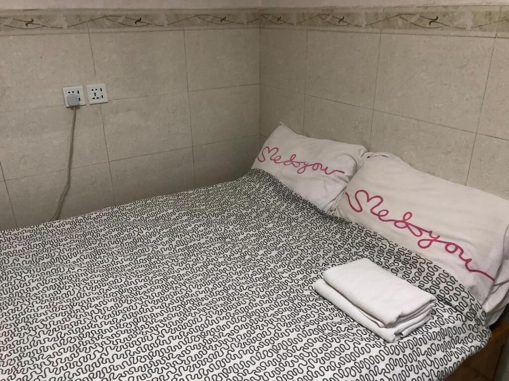 south and north house