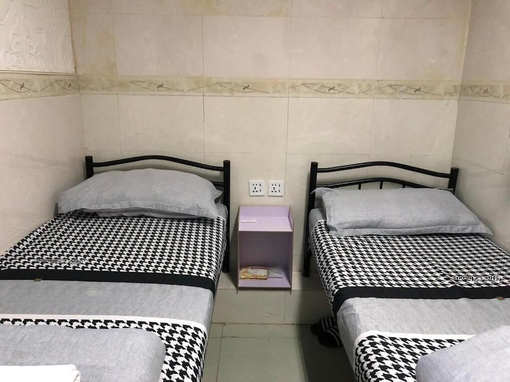 south and north house