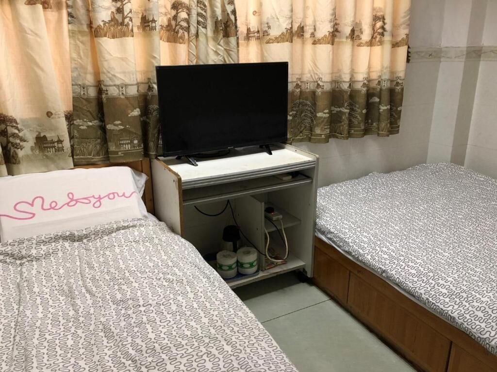 south and north house