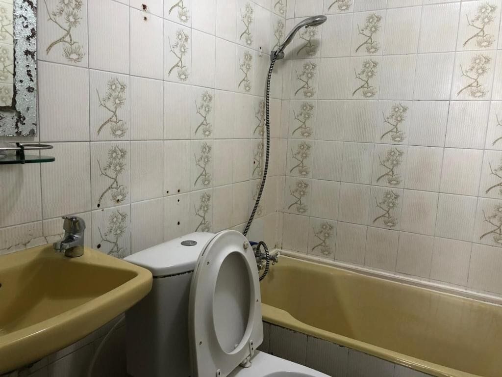 south and north house