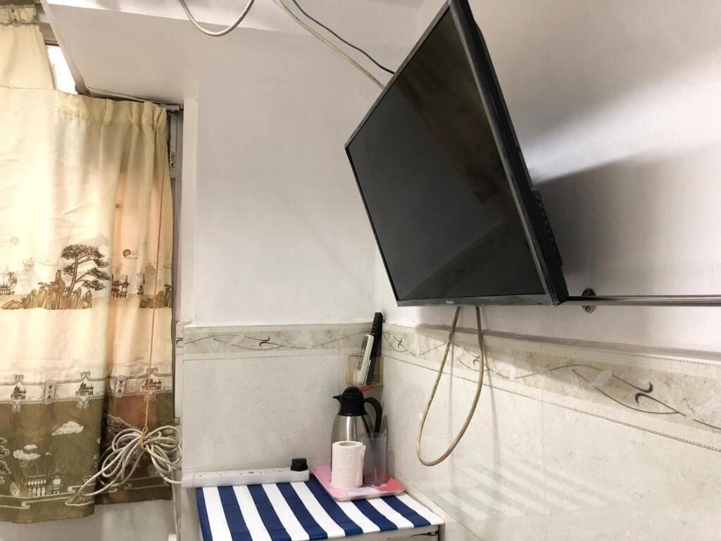 south and north house