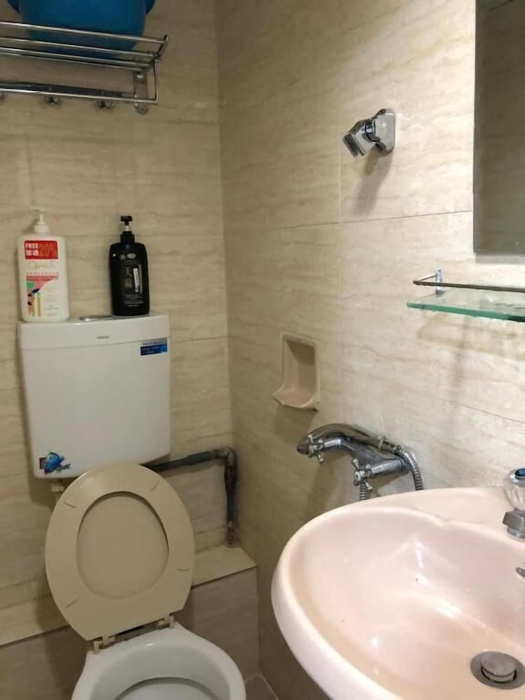 south and north house