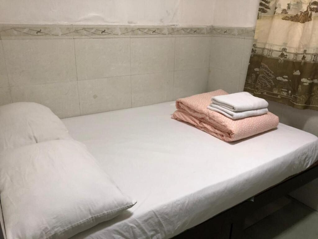 south and north house