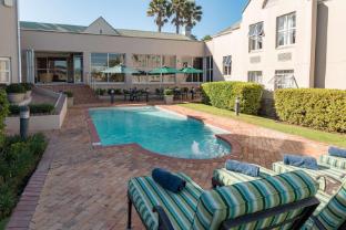 town lodge bellville