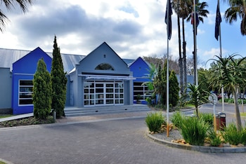 town lodge bellville