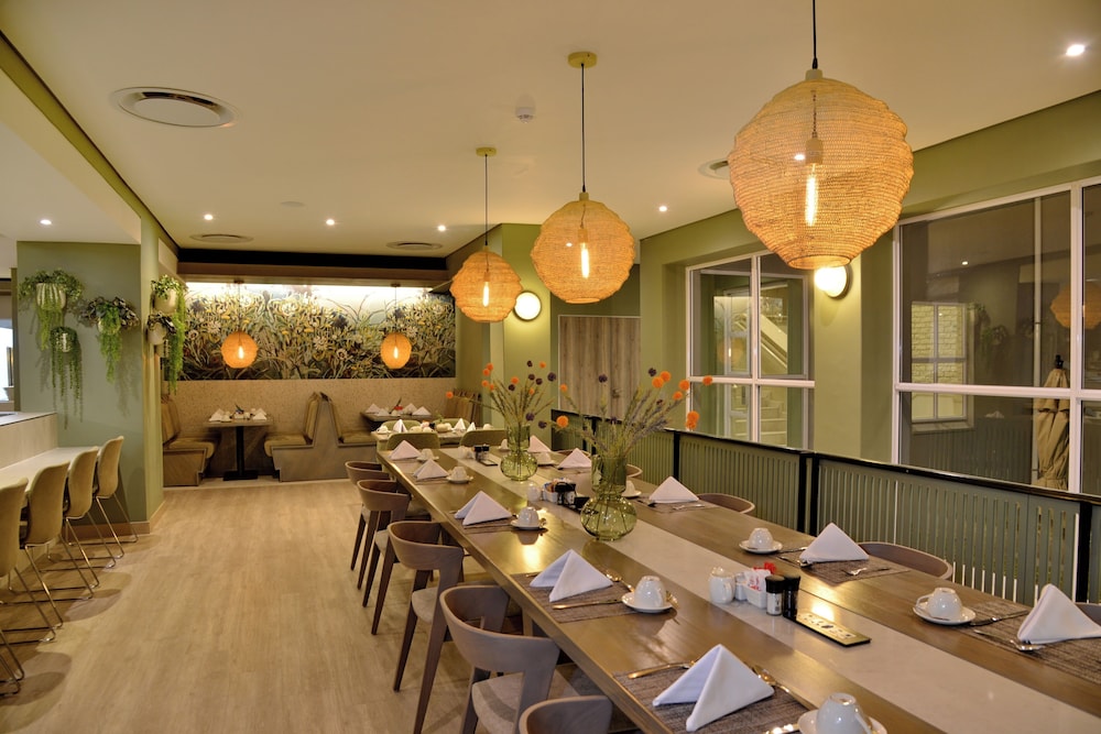 town lodge bellville