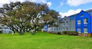 town lodge bellville