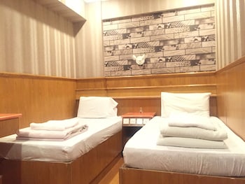 venetian hostel