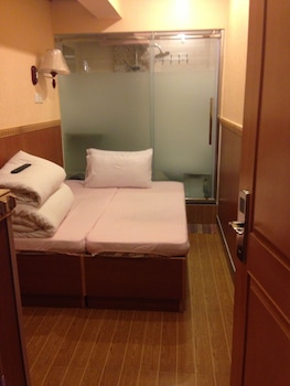 venetian hostel