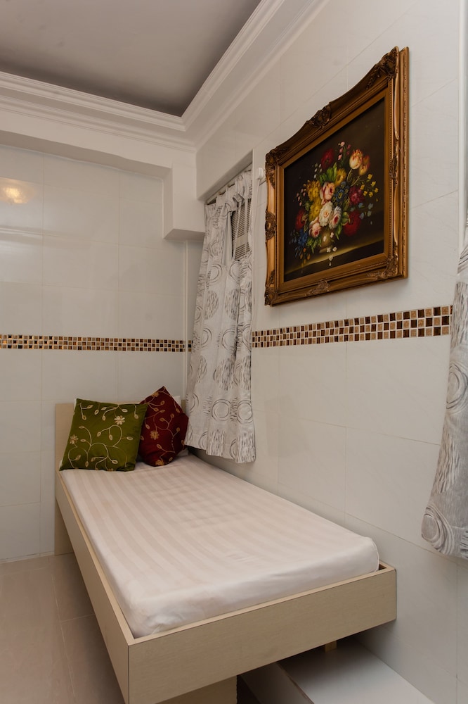 lily garden guest house