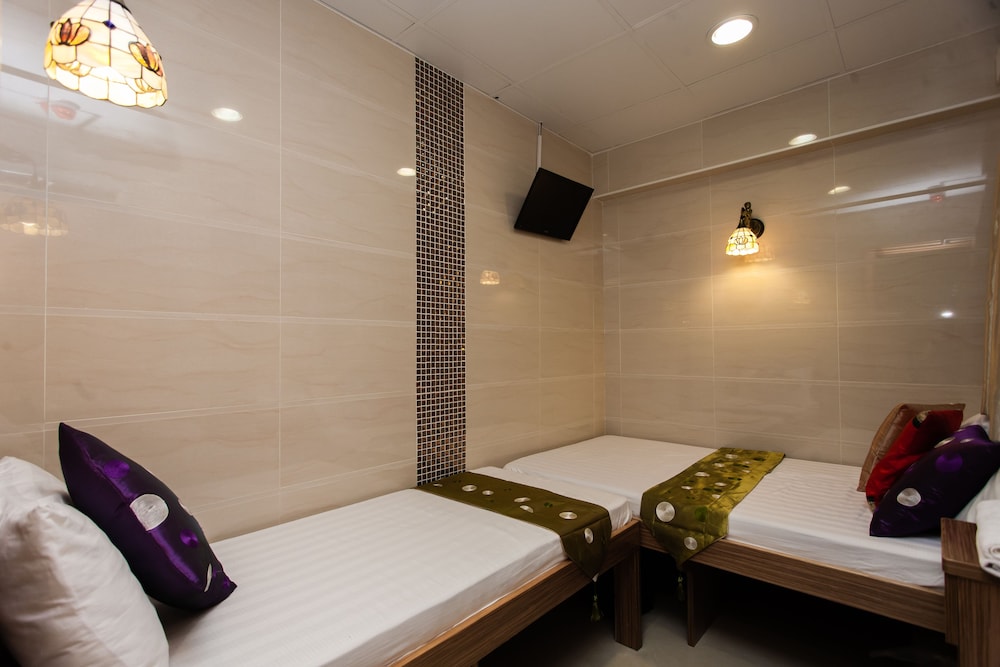 lily garden guest house
