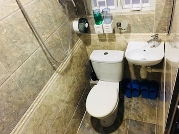 victor hotel