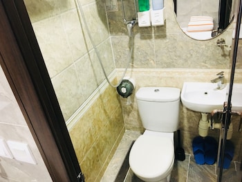 victor hotel
