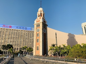 victor hotel