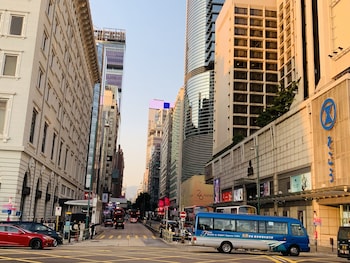 victor hotel