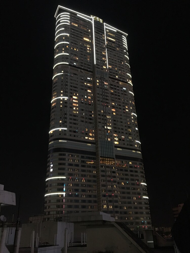 victor hotel
