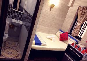 day and night hotel hostel