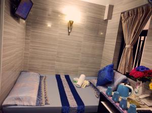 day and night hotel hostel
