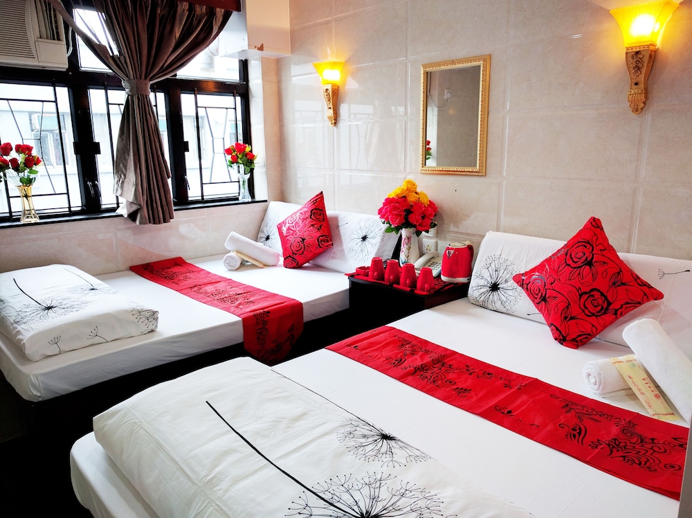 dhillon hotel hostel
