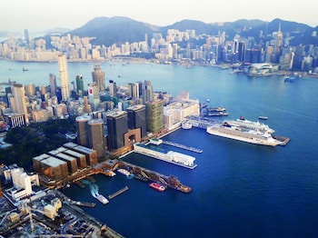 dhillon hotel hostel