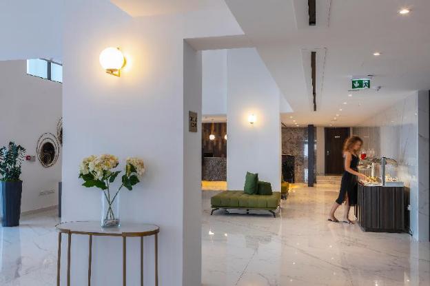 leonardo crystal cove hotel and spa by the sea