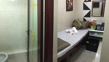 skycity hostel