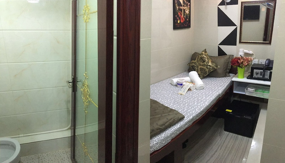 skycity hostel