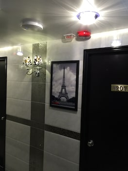 skycity hostel