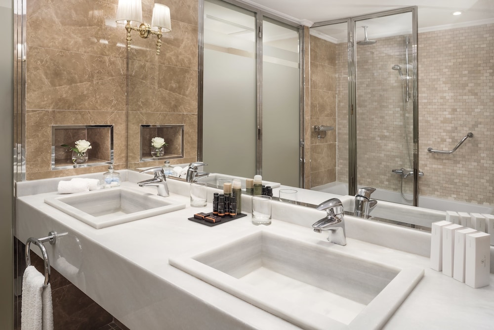 the level at melia castilla