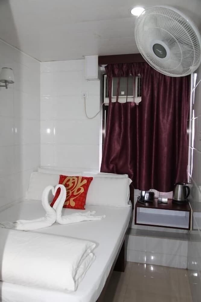 leisure hostel