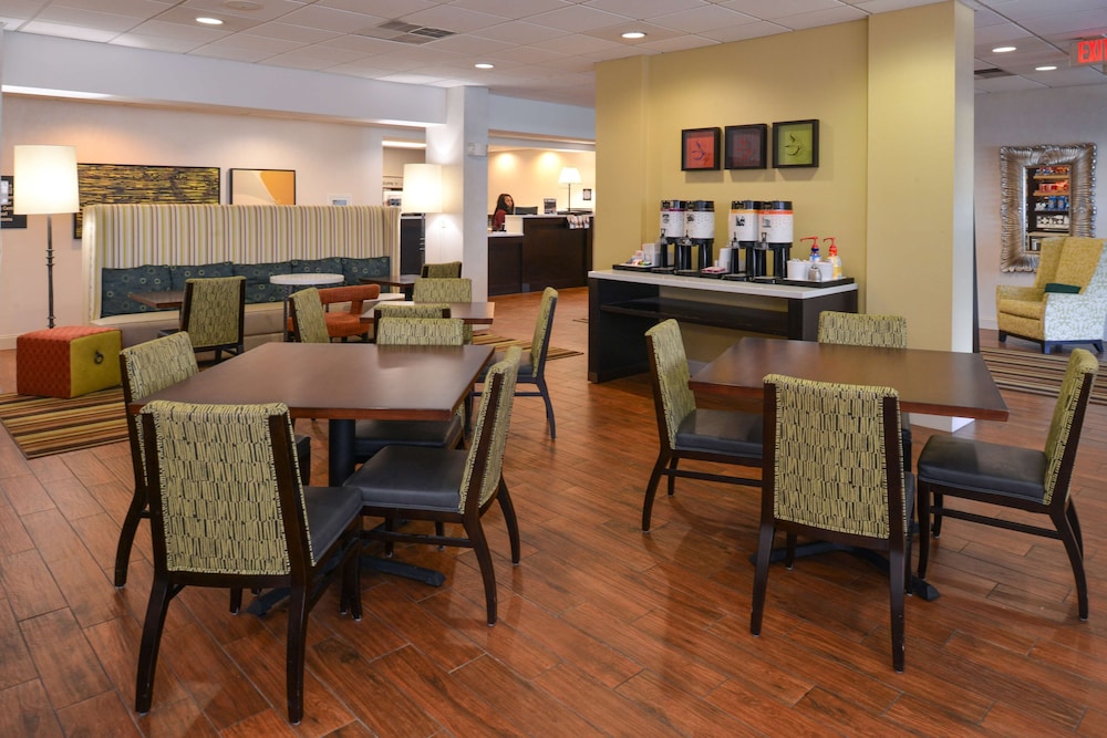 hampton inn carbondale