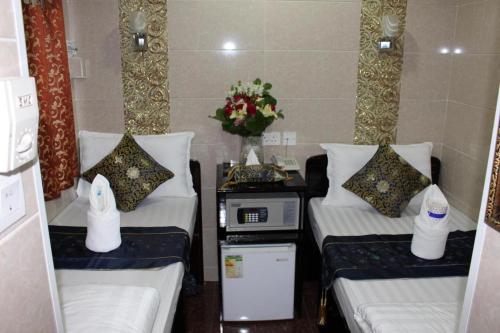 shangri la guest house