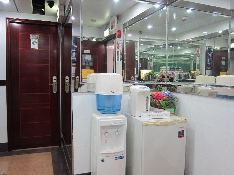 super 7 hostel