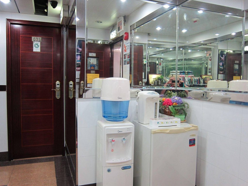 super 7 hostel