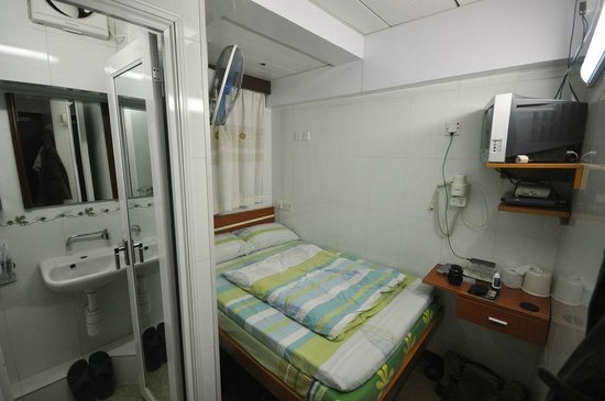 super 7 hostel