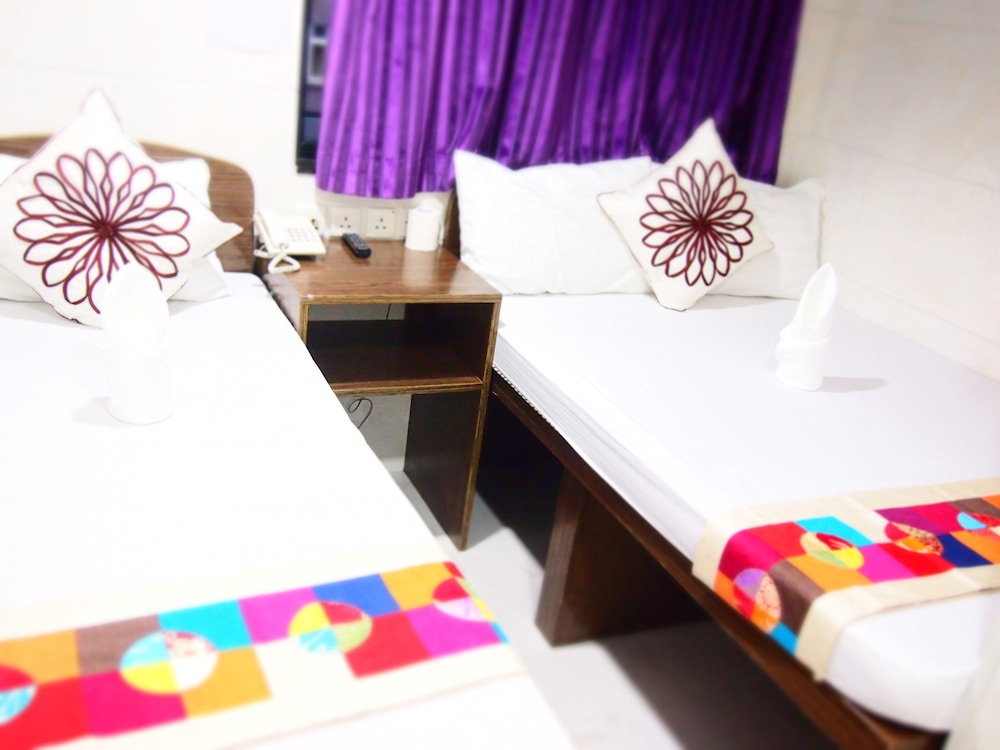 travellers hostel